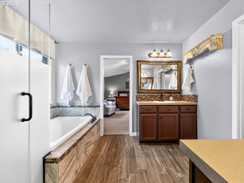 Owner's Suite Bathroom