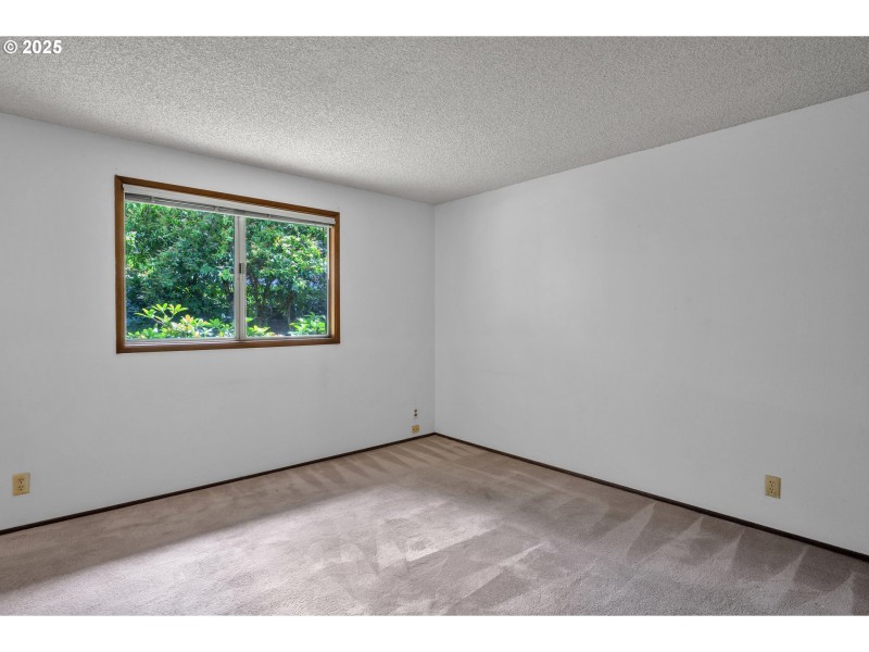 Owner's Suite Bedroom