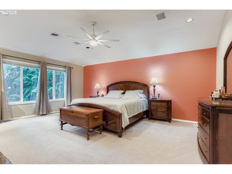 Bedroom, Owner's Suite