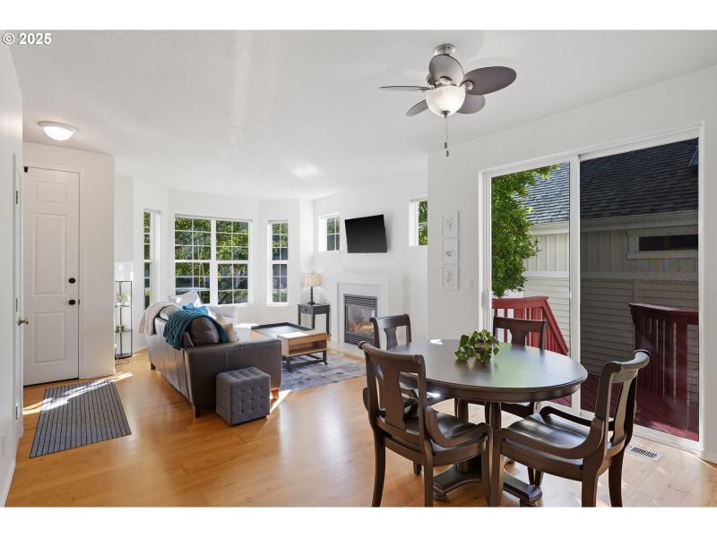 Living Room/Dining Room