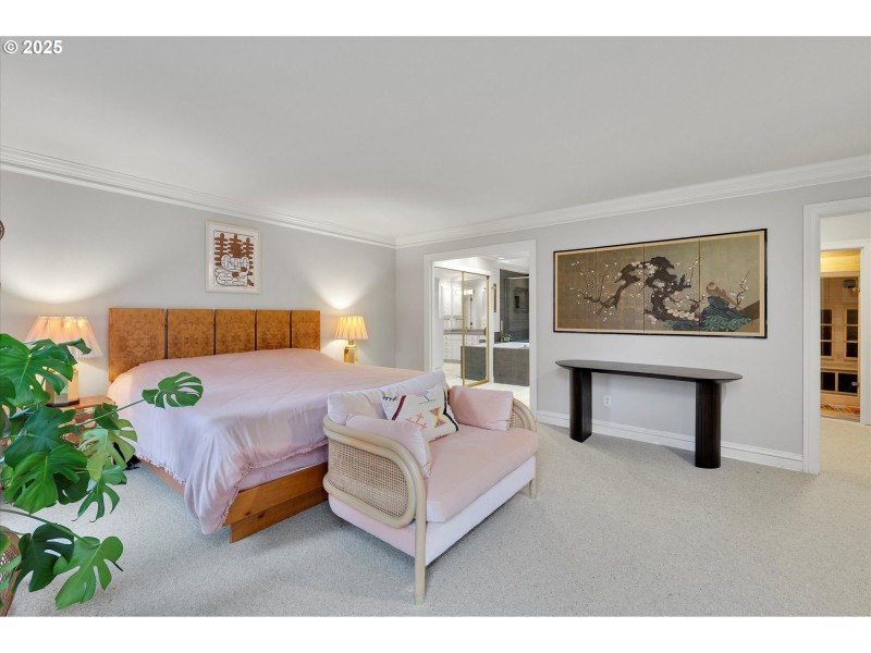 Bedroom, Owner's Suite