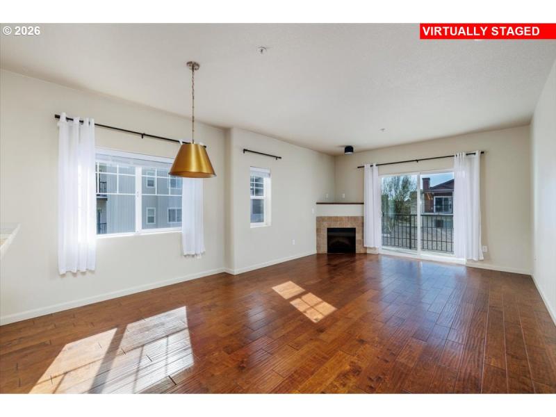 Living Room/Dining Room