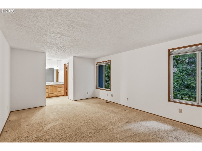 Bedroom, Owner's Suite