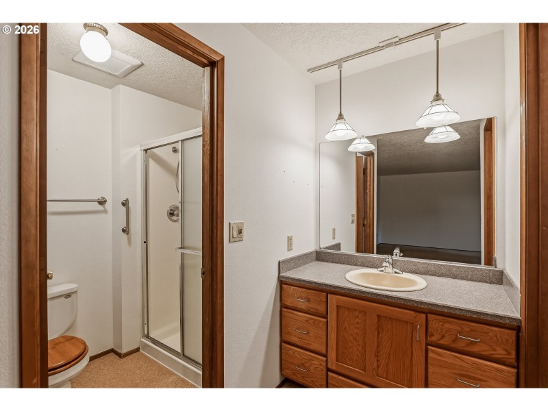 Owner's Suite Bathroom