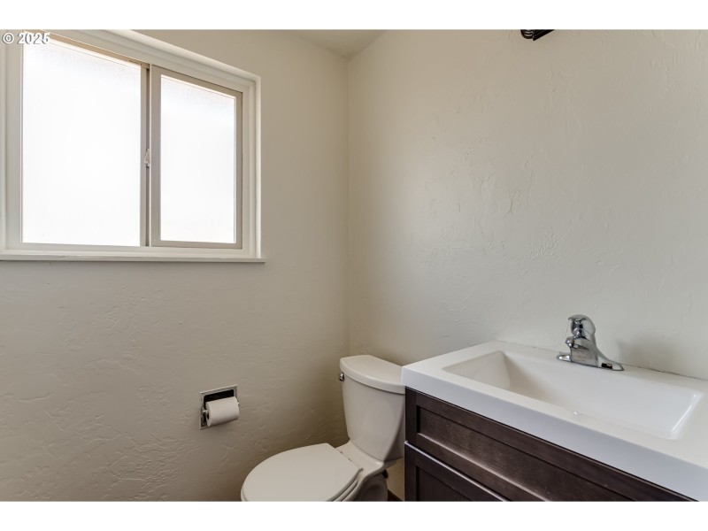 Bathroom, Attached