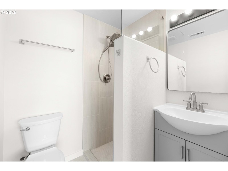 Owner's Suite Bathroom