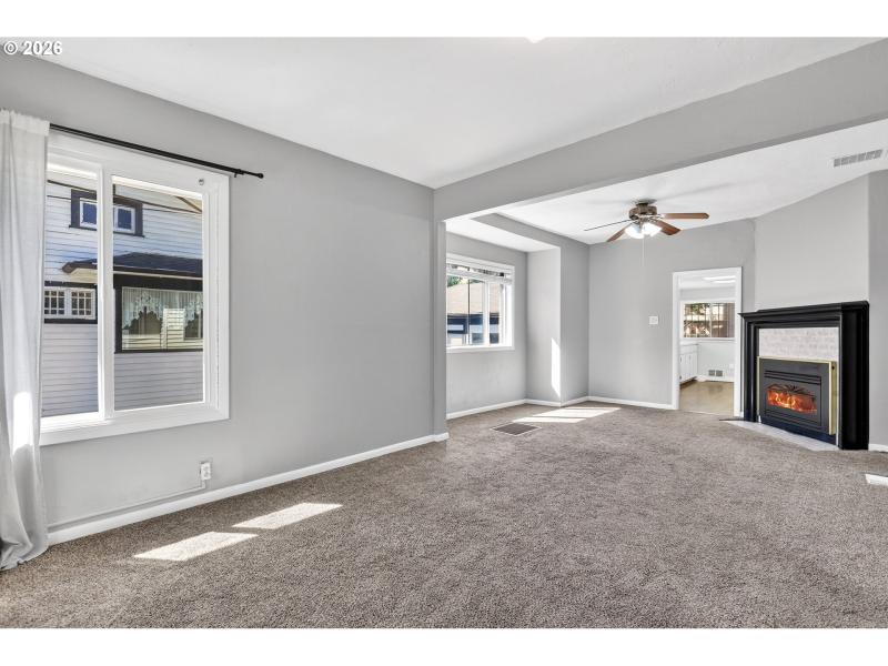 Living Room/Dining Room