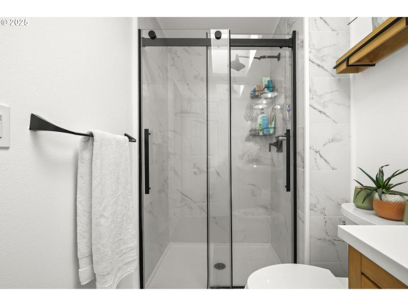 Owner's Suite Bathroom