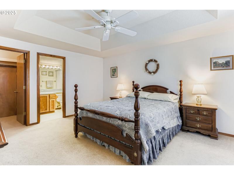 Bedroom, Owner's Suite