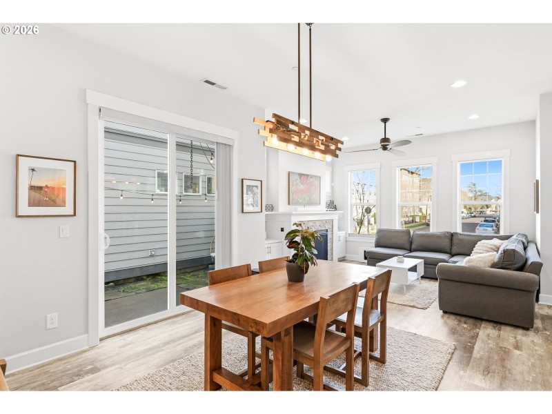 Living Room/Dining Room