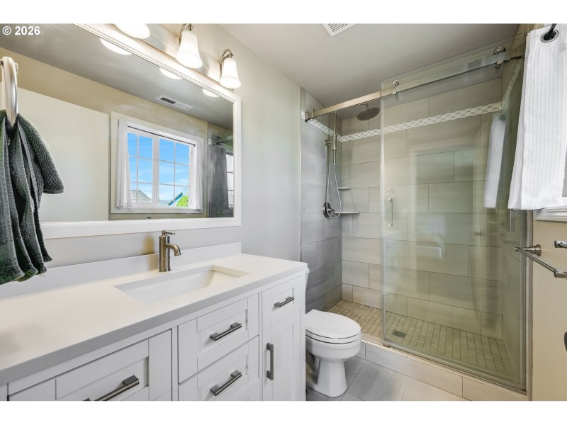 Owner's Suite Bathroom