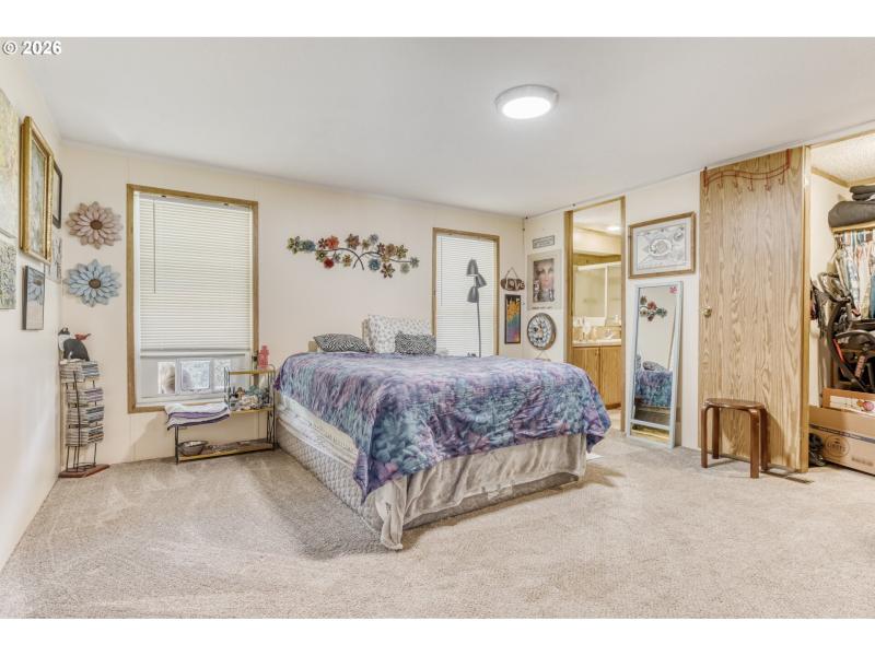 Bedroom, Owner's Suite