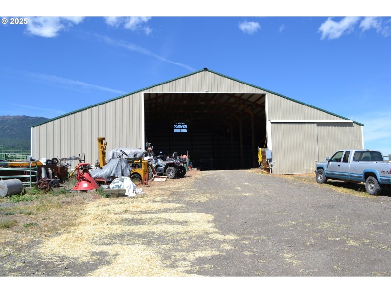 Barn
