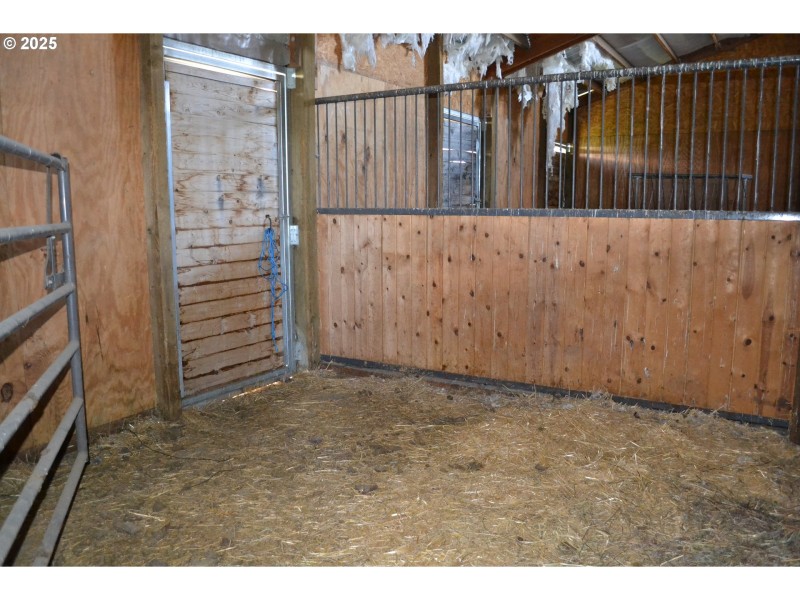 Barn