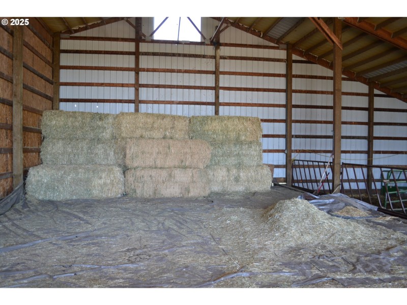 Barn