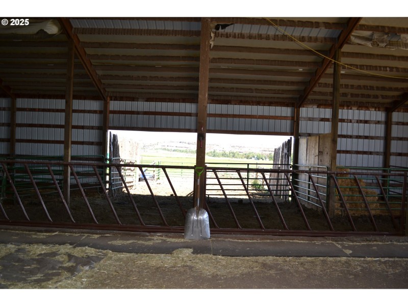 Barn