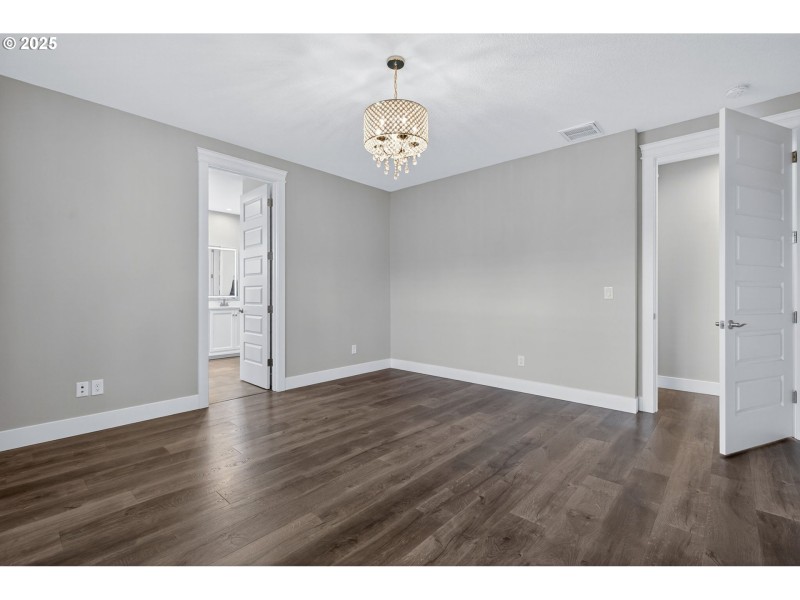 Bedroom, Owner's Suite