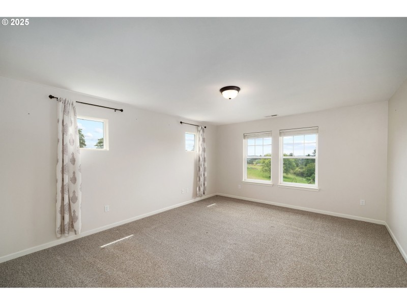 Bedroom, Primary