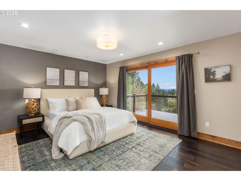 Bedroom, Owner's Suite