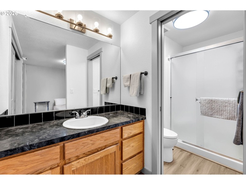 Owner's Suite Bathroom