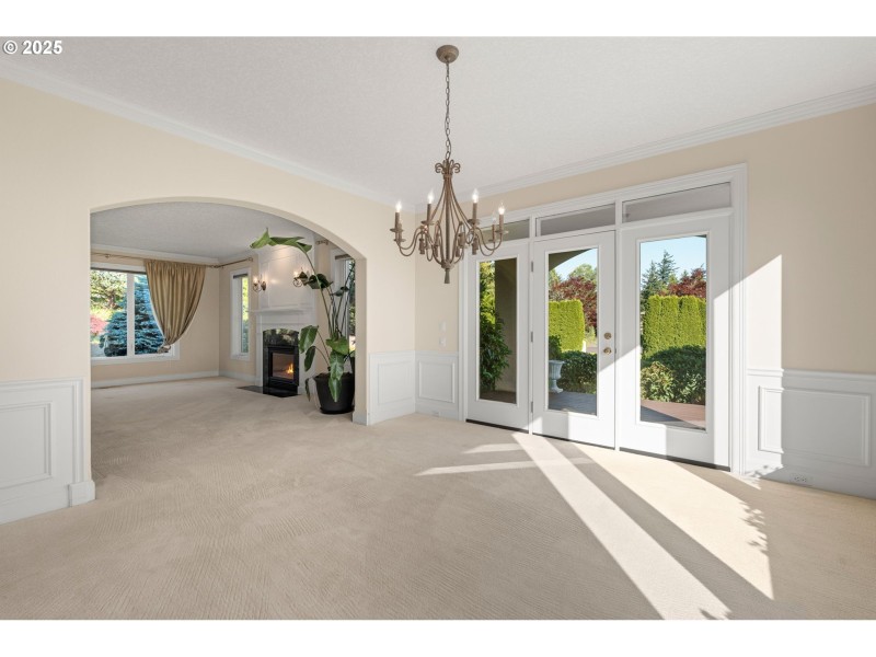 Living Room/Dining Room