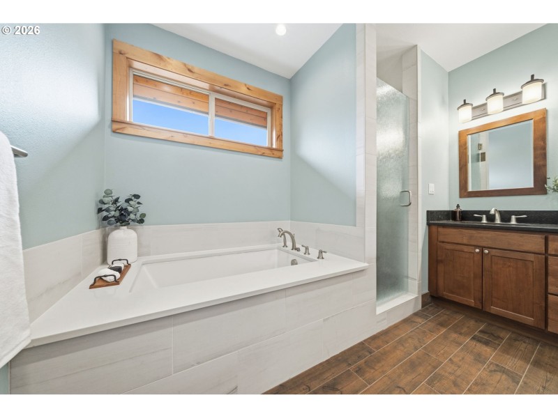 Owner's Suite Bathroom