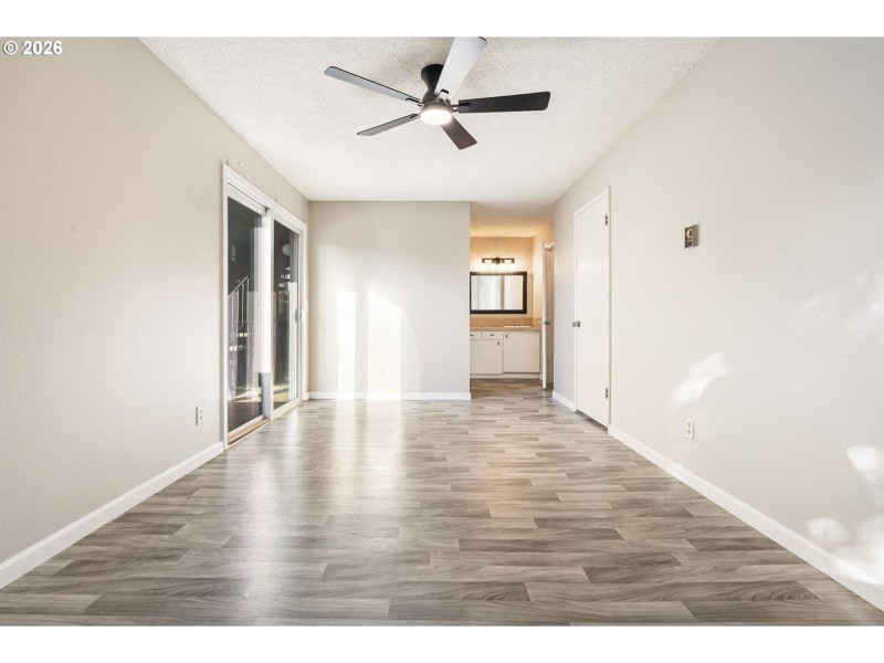 Bedroom, Owner's Suite