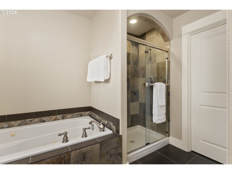 Owner's Suite Bathroom