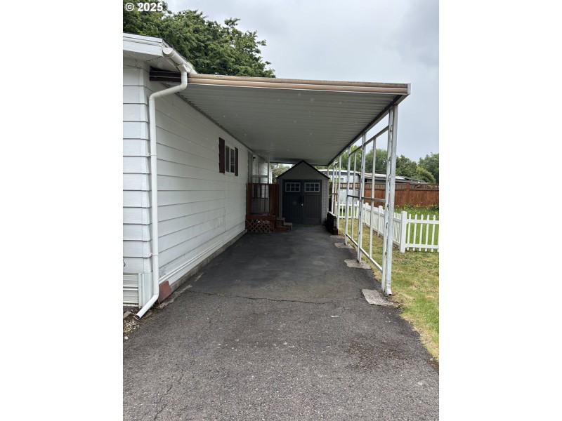 Carport