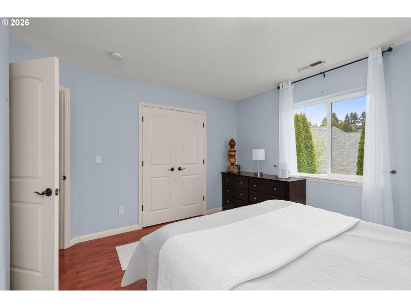 Bedroom, Primary