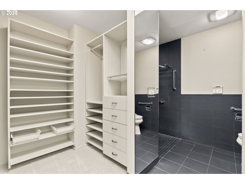 Bedroom, Owner's Suite