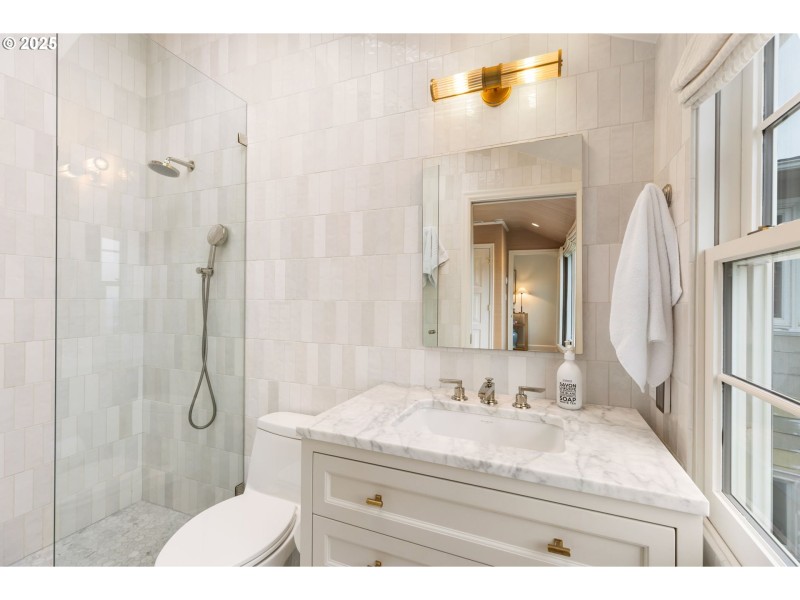 Owner's Suite Bathroom