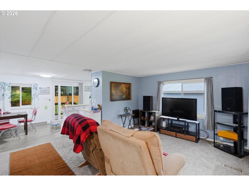 Living Room/Dining Room