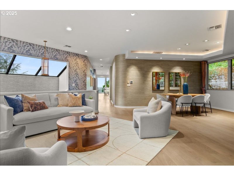 Living Room/Dining Room