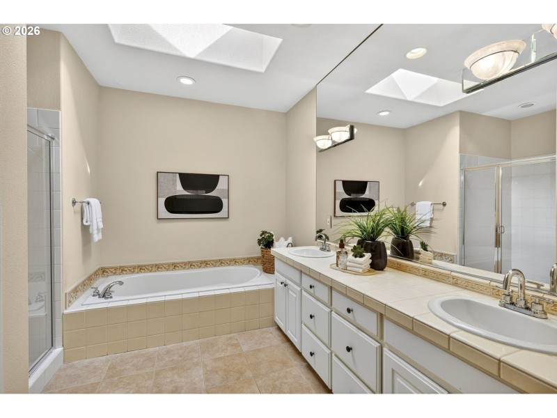 Bathroom, Attached