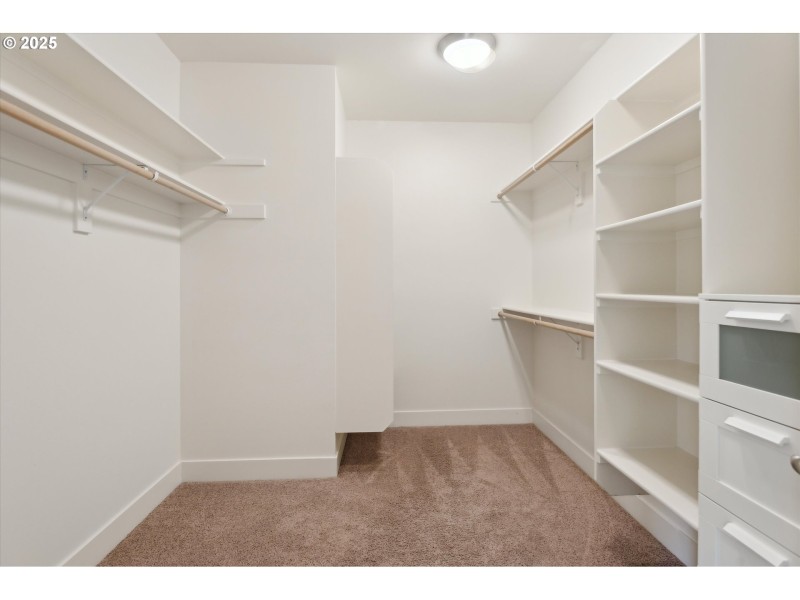 Bedroom, Owner's Suite