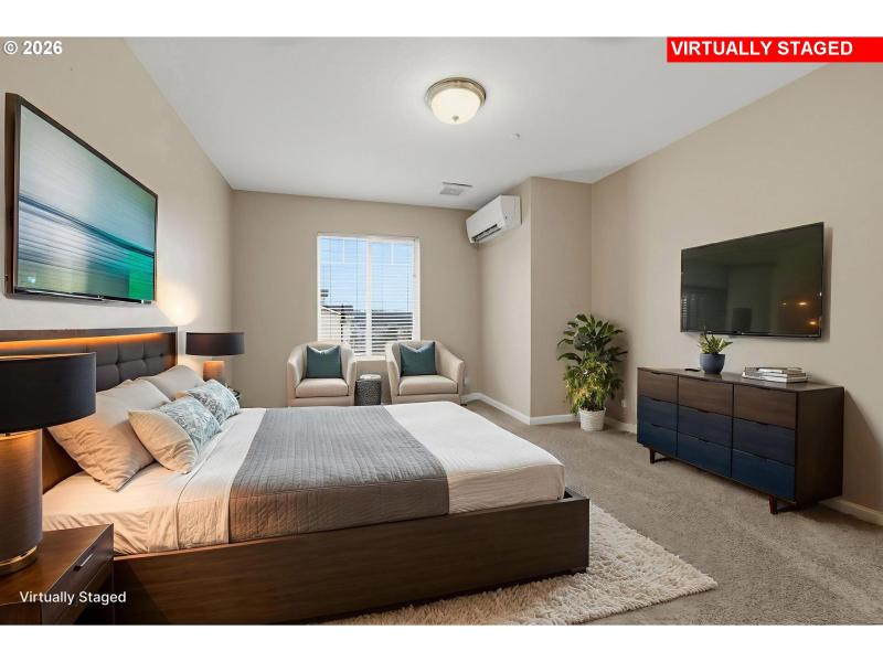 Bedroom, Primary