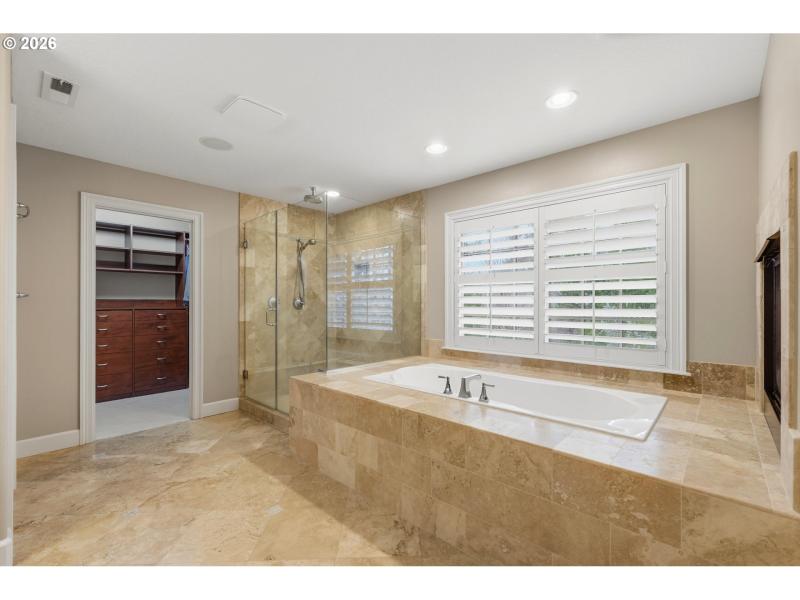 Owner's Suite Bathroom