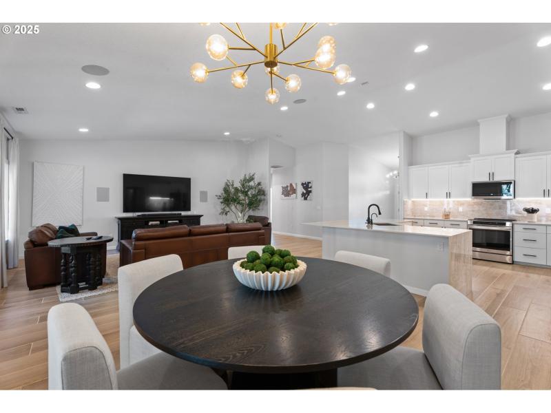 Living Room/Dining Room