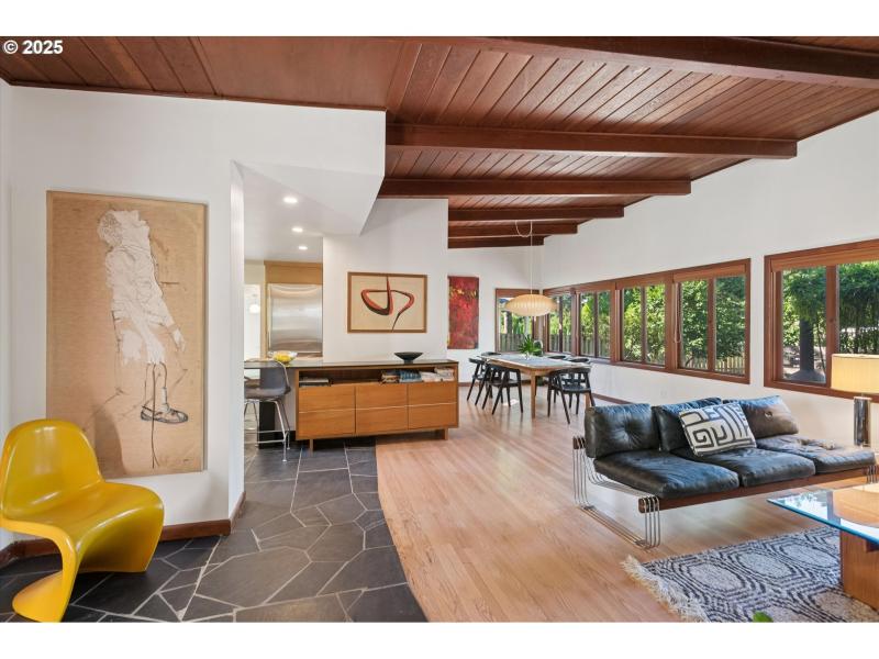 Living Room/Dining Room