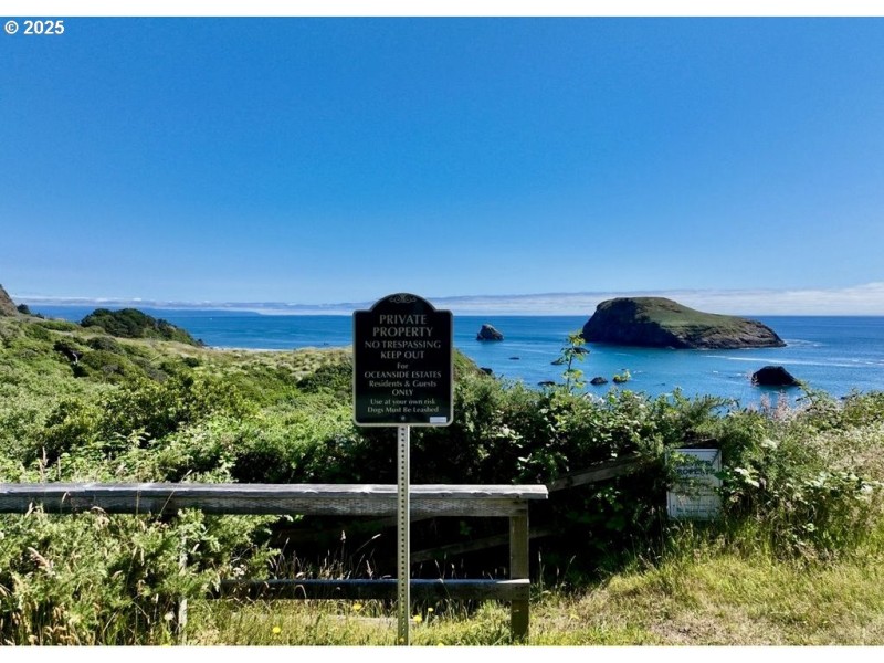 Beach Access Deeded