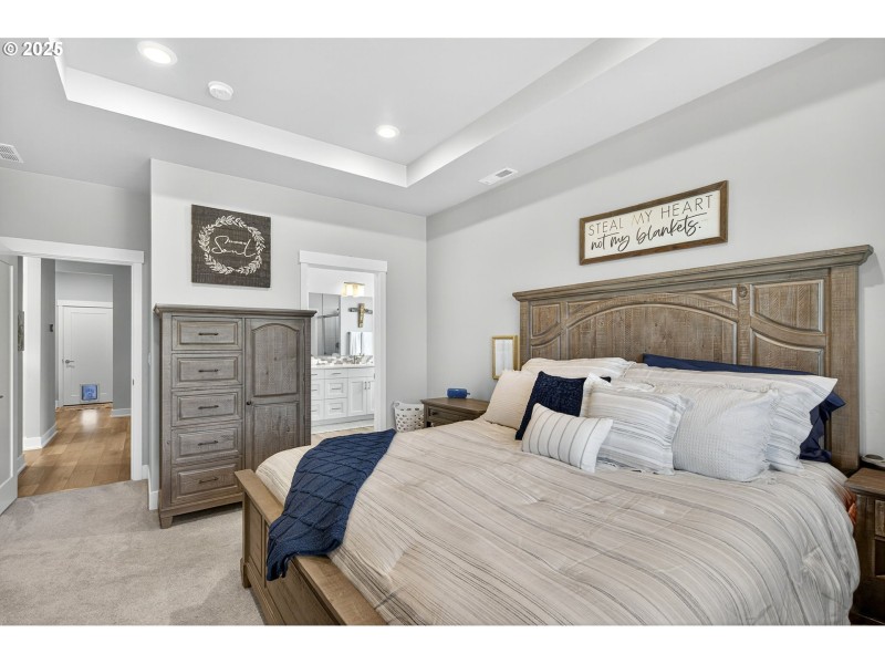 Bedroom, Owner's Suite