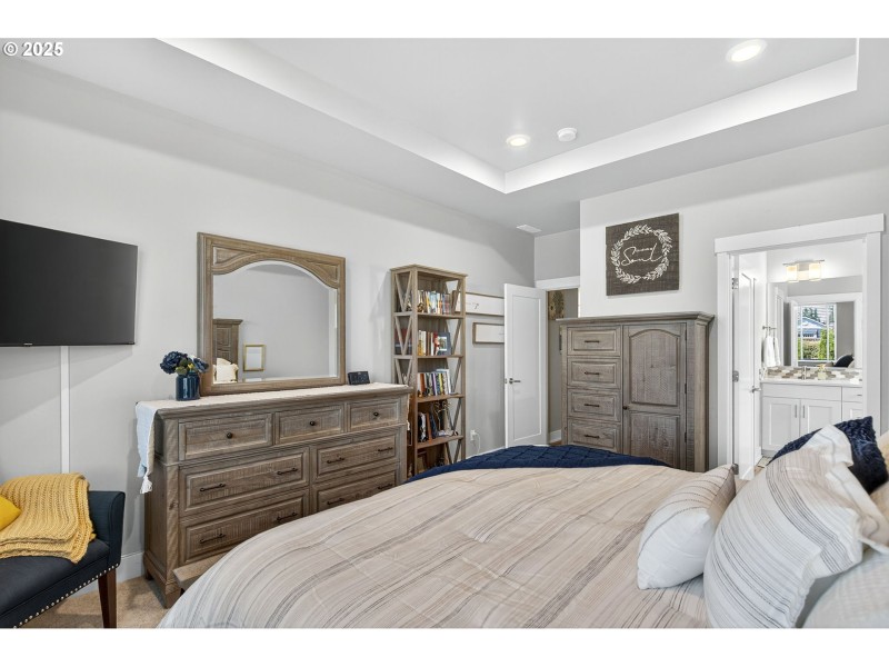 Bedroom, Owner's Suite