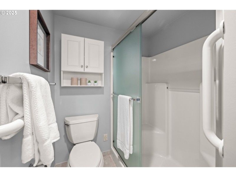 Owner's Suite Bathroom