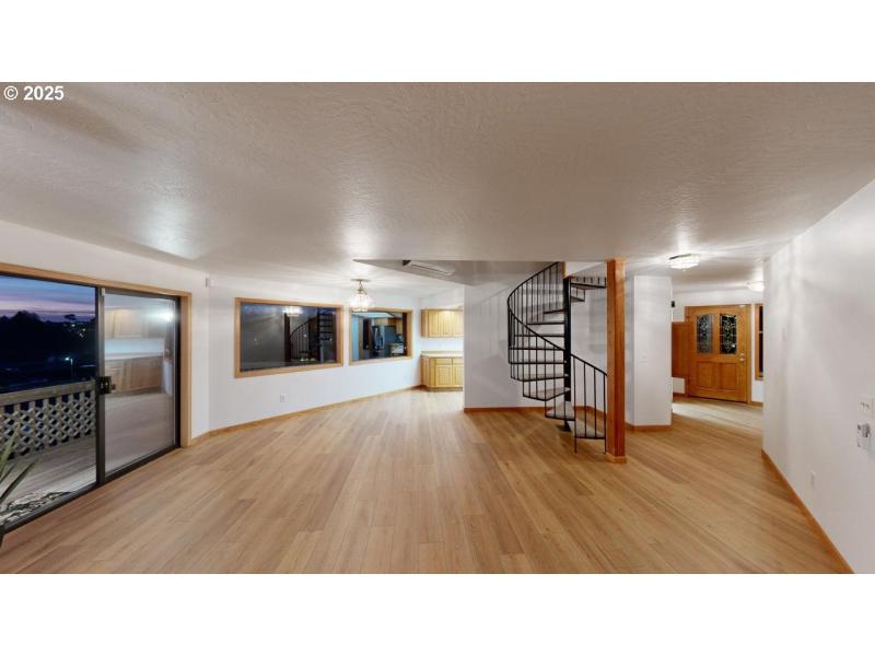 Living Room/Dining Room