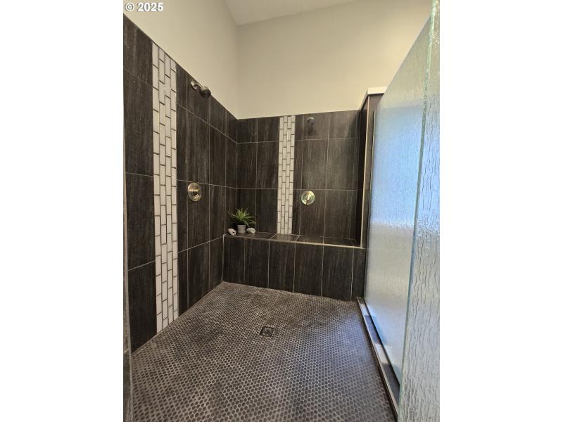 Owner's Suite Bathroom