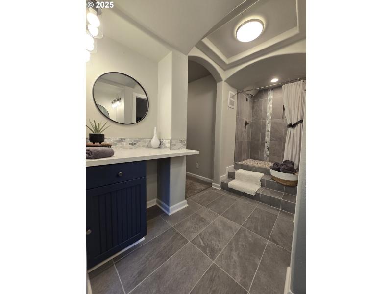 Owner's Suite Bathroom #2