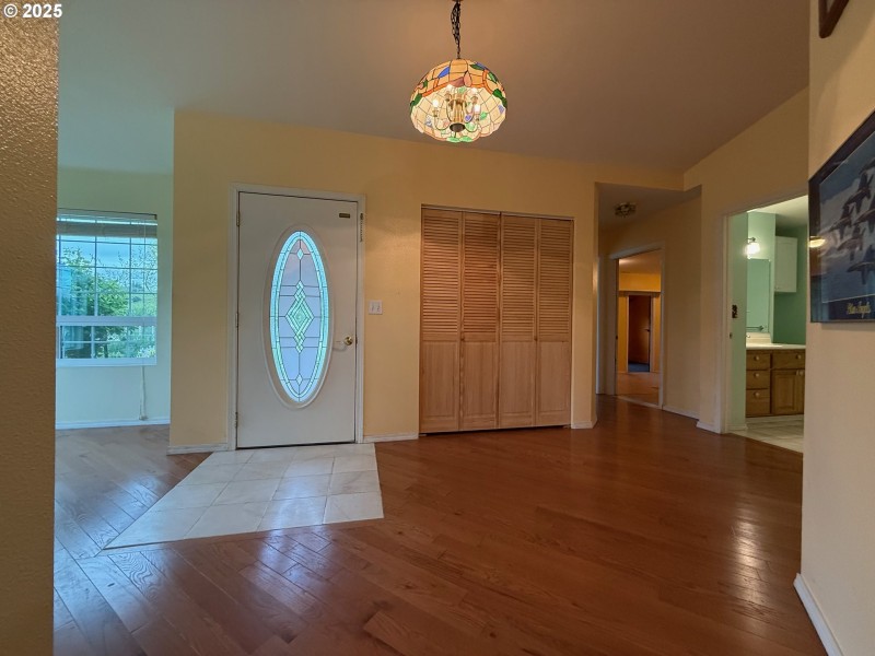 Entrance/Foyer