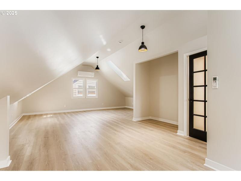 Bedroom, Owner's Suite