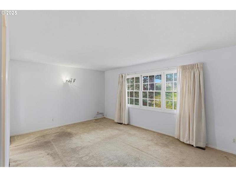 Owner's Suite Bedroom